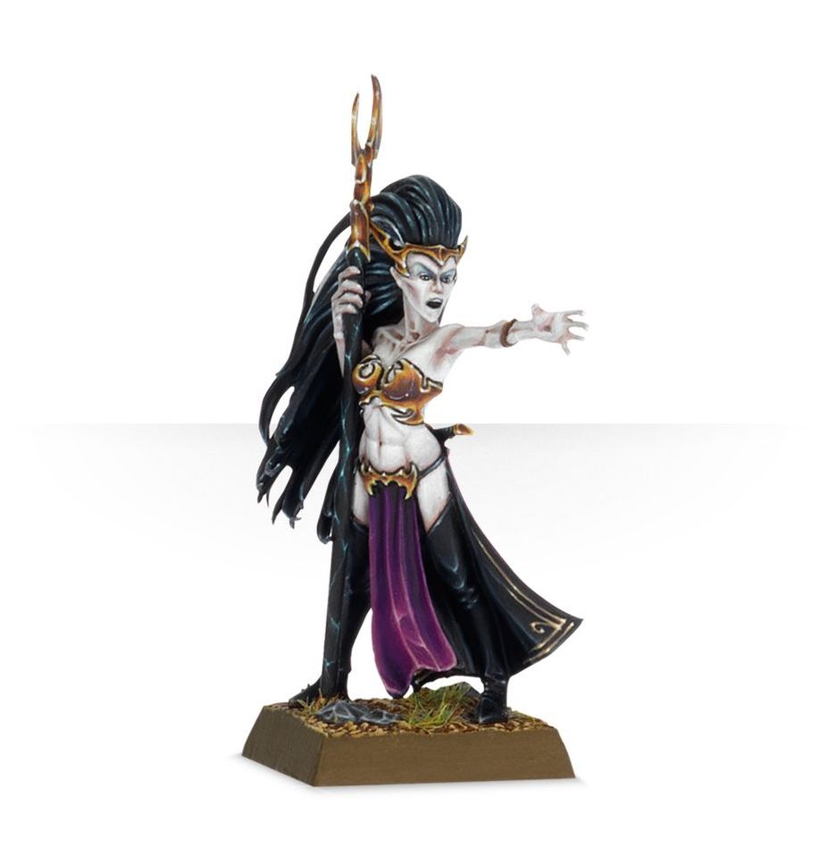 Cities of Sigmar: Sorceress - Image 2
